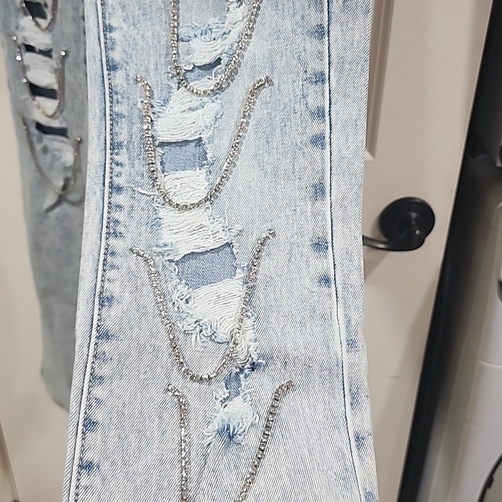 Juicy Couture Melrose Wash Indigo Studded Chain Girlfriend Jeans Women's 24 NWT - Picture 2 of 6